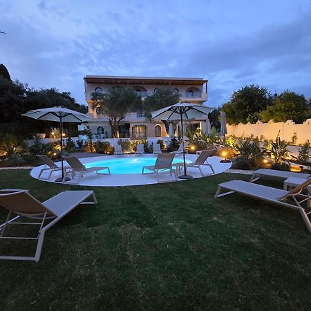 Loadstar Rooms & Suites Kontokali Buitenkant foto