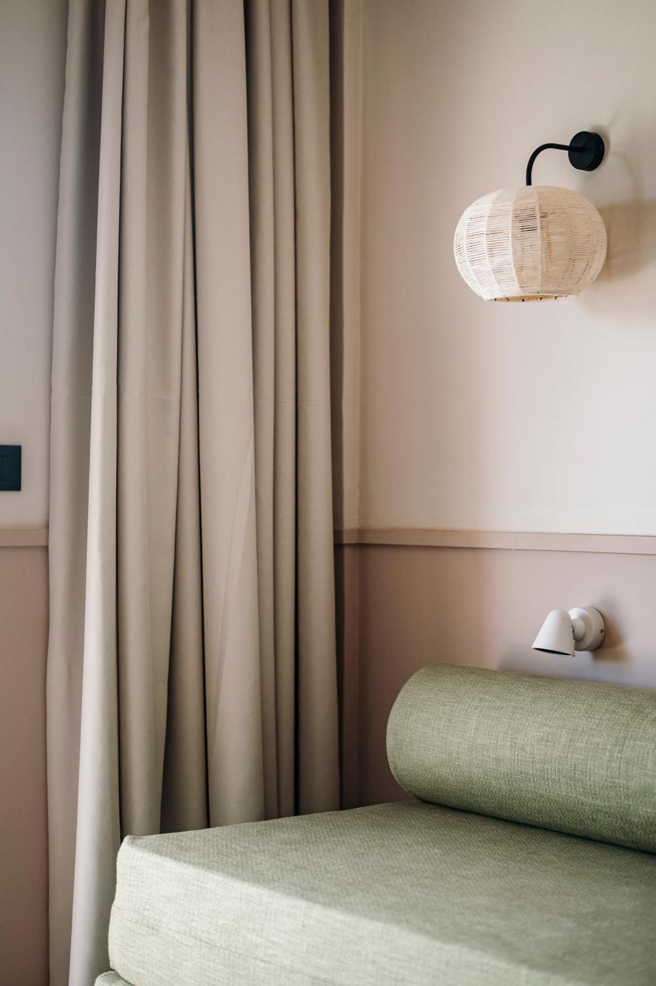 Loadstar Rooms & Suites Kontokali Buitenkant foto