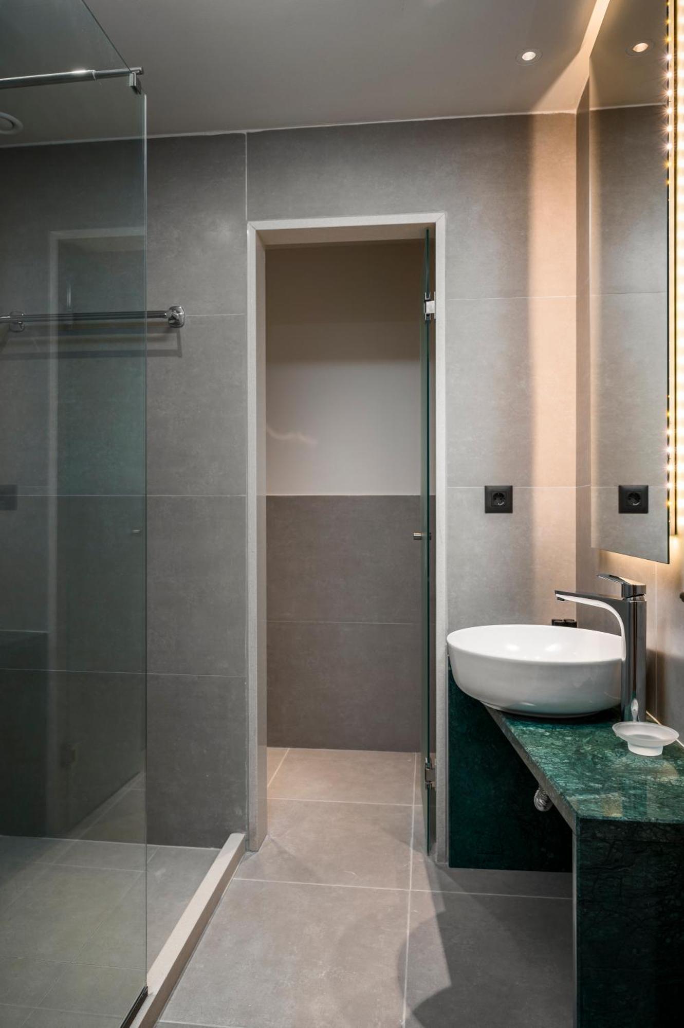 Loadstar Rooms & Suites Kontokali Buitenkant foto
